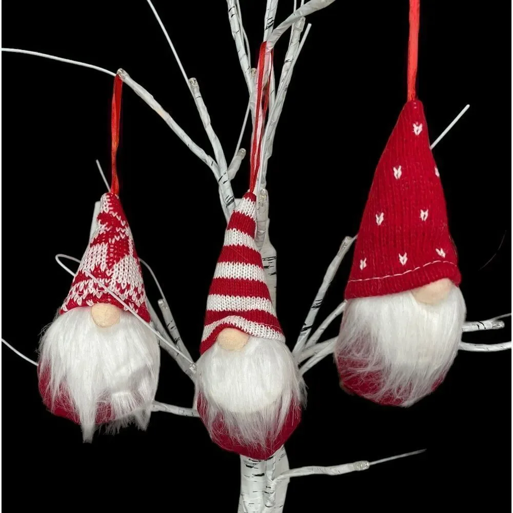 GNOME RED ORNAMENTS SET of 3 NWT‎